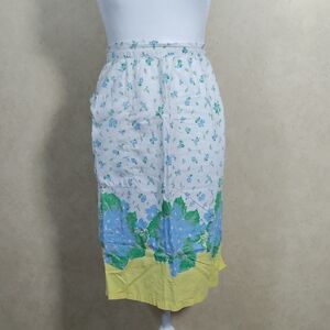 03090 Vintage / antique blue & yellow floral print cotton apron